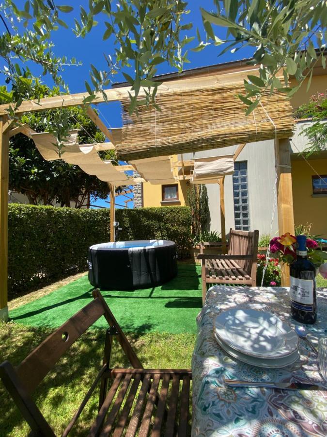 Il Nespolo Villa Cavriglia Luaran gambar