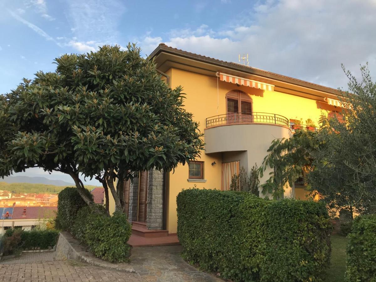 Il Nespolo Villa Cavriglia Luaran gambar